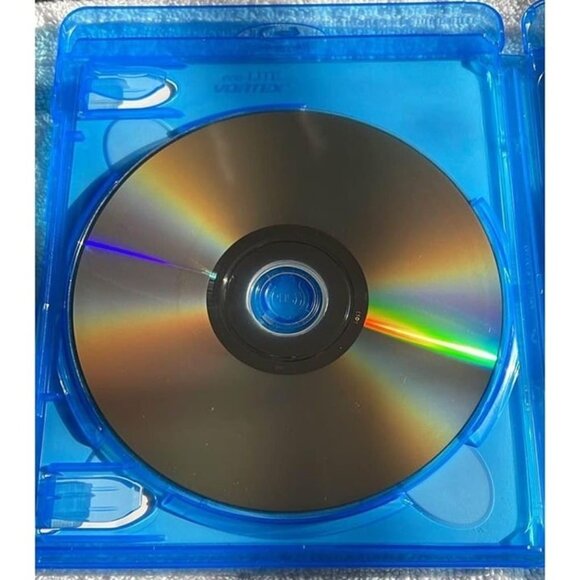 A Wrinkle in Time (Blu-ray + DVD) - No Digital - Picture 4 of 6